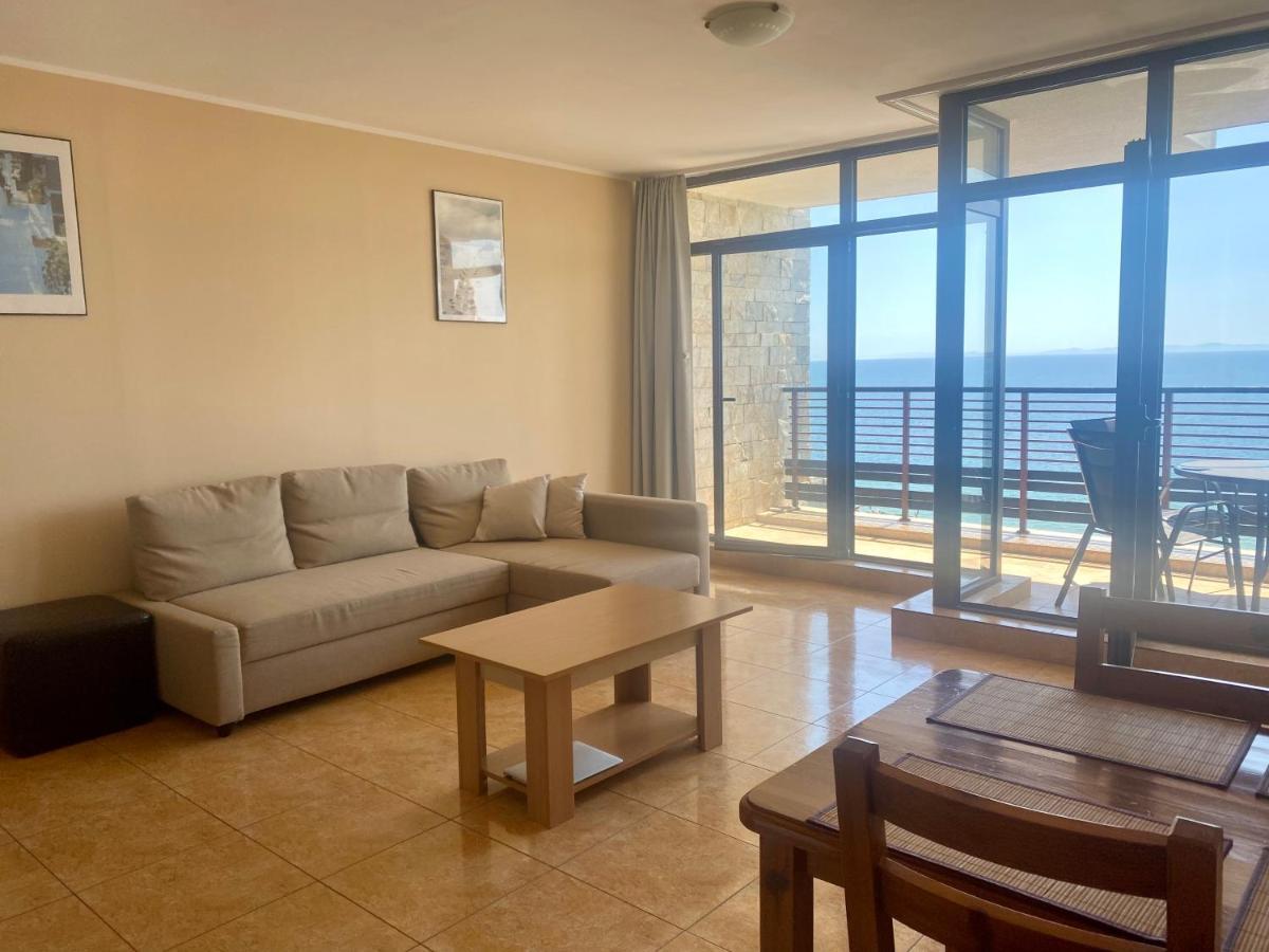 Dolce Vita Apartment Sveti Vlas Eksteriør bilde