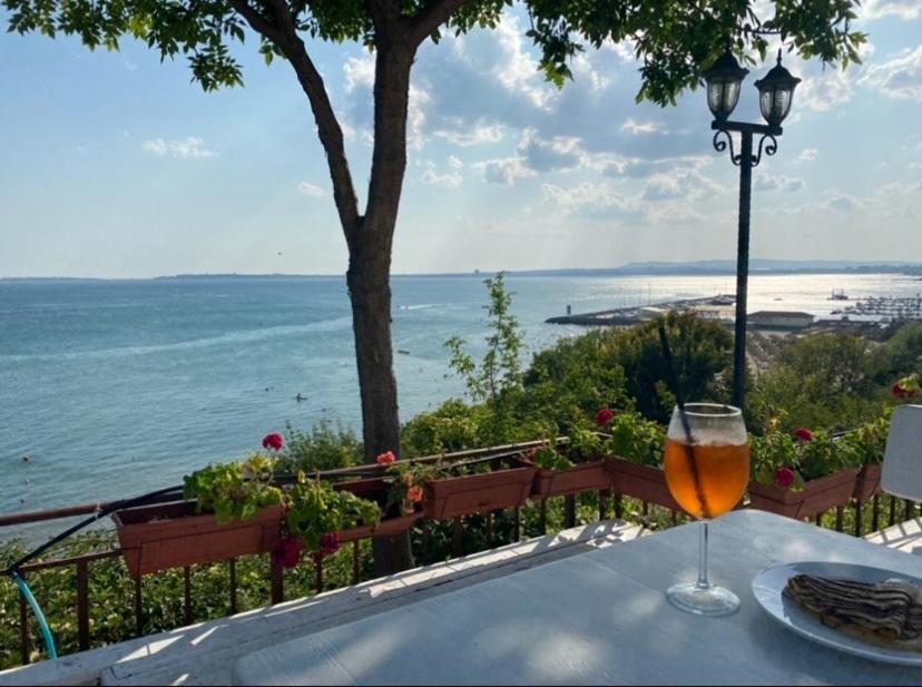 Dolce Vita Apartment Sveti Vlas Eksteriør bilde