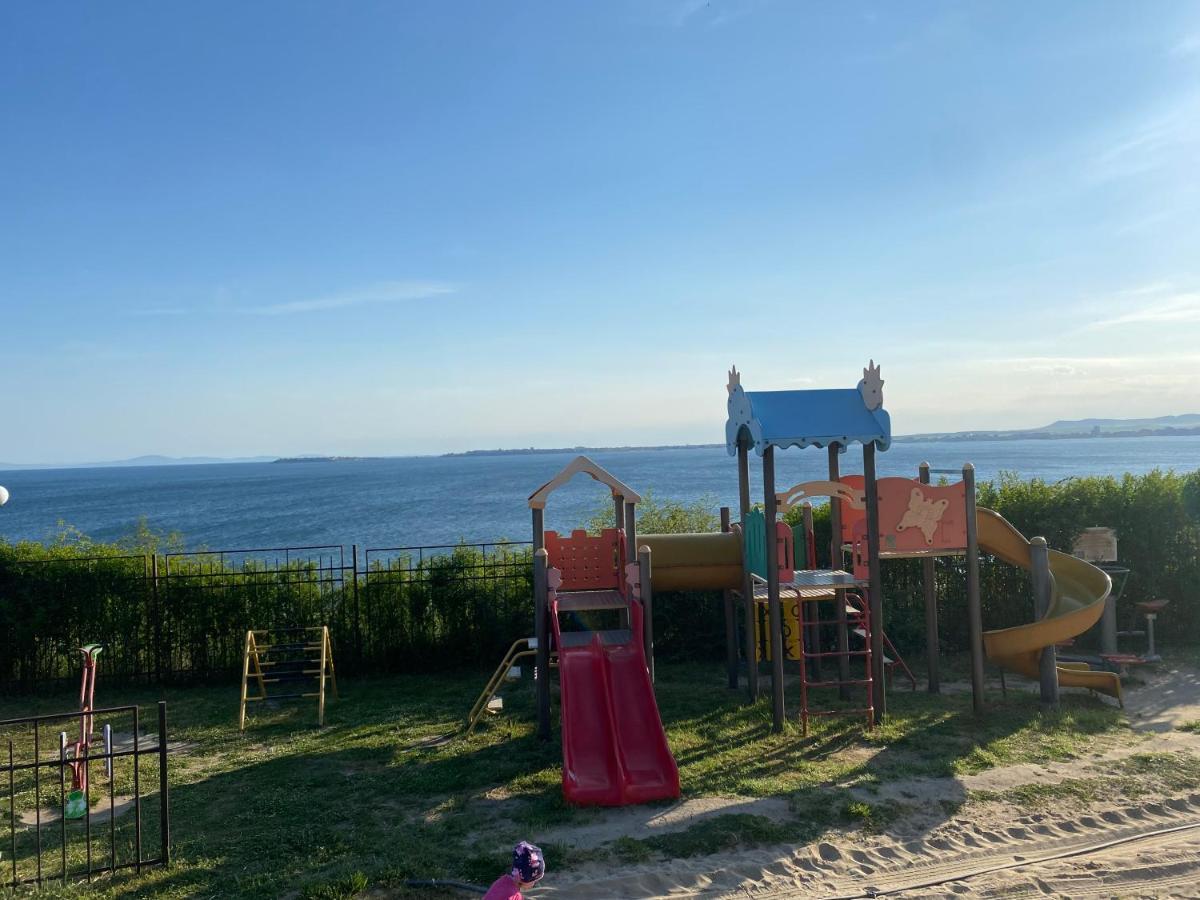 Dolce Vita Apartment Sveti Vlas Eksteriør bilde