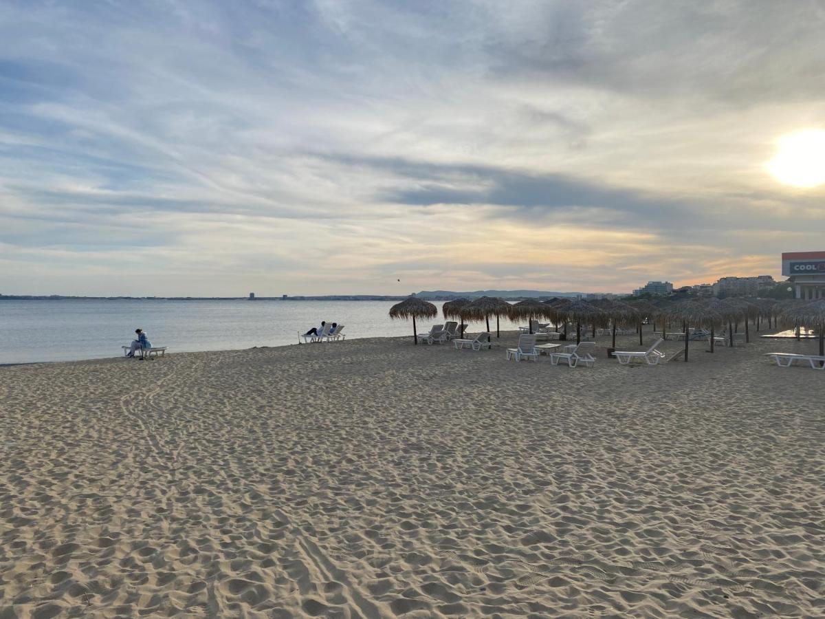 Dolce Vita Apartment Sveti Vlas Eksteriør bilde