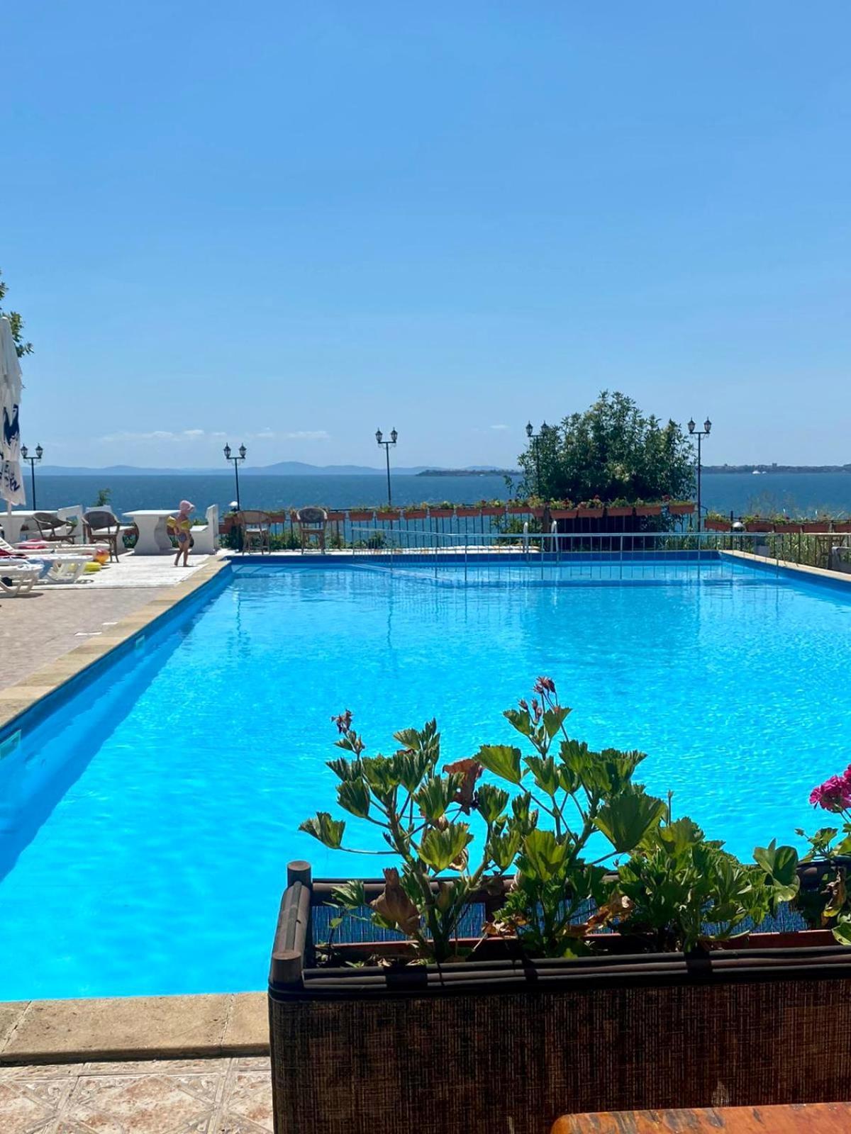 Dolce Vita Apartment Sveti Vlas Eksteriør bilde
